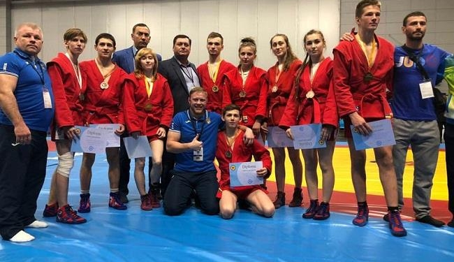 Николаевцы привезли два «серебра» с чемпионата Европы по самбо