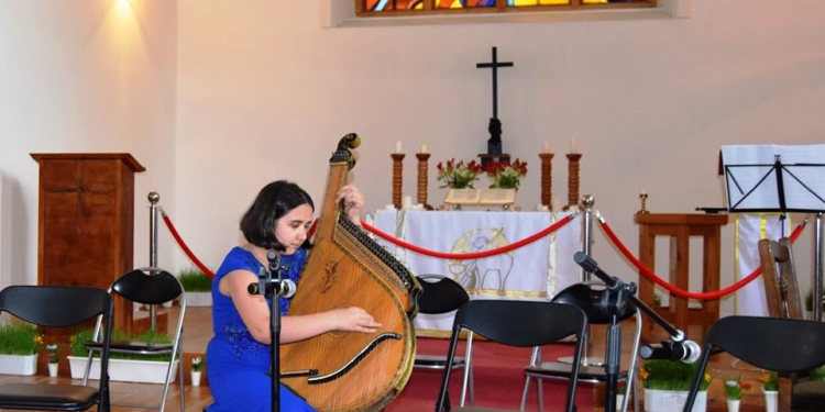 Цикл отчетных концертов николаевских учреждений культуры открыли «Апрельским миксом»