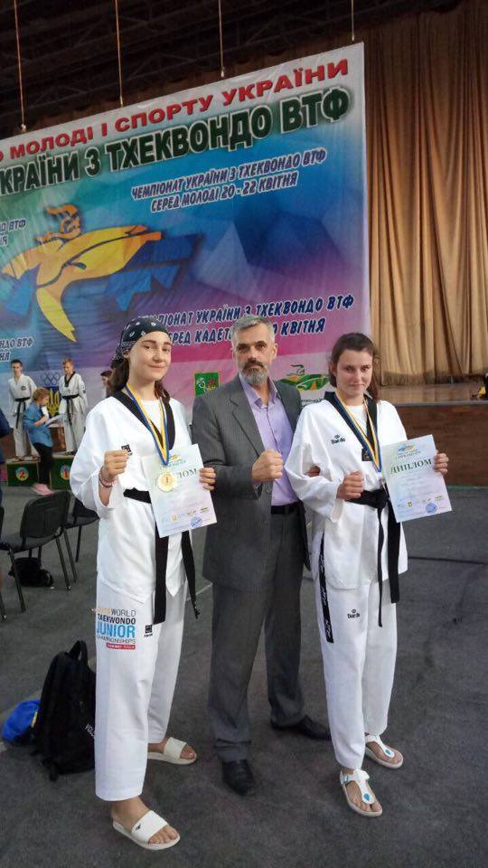 Николаевцы завоевали 11 медалей на чемпионате Украины по тхэквондо 9