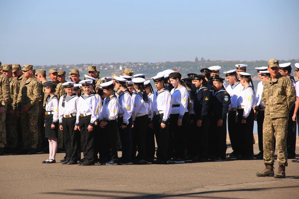 В Николаеве отметили 100-летие поднятия Флага Украины на военно-морском флоте 5
