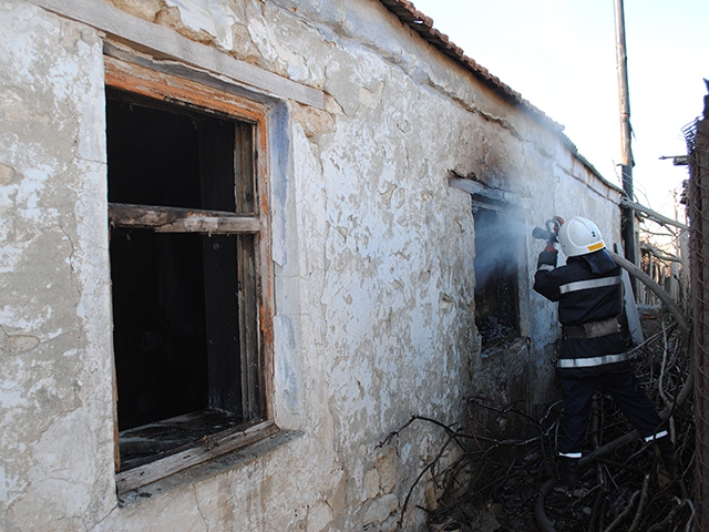 В Николаеве на пожаре обнаружили тело пенсионерки 9