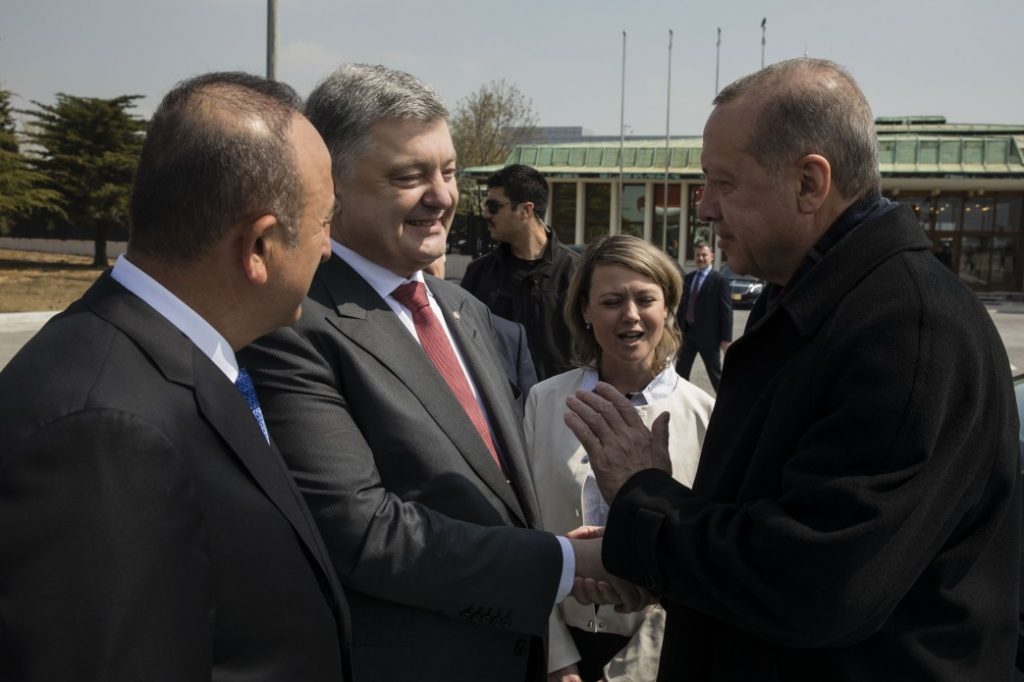 Порошенко встретился с Эрдоганом. Турция готова участвовать в миротворческой миссии на Донбассе 1