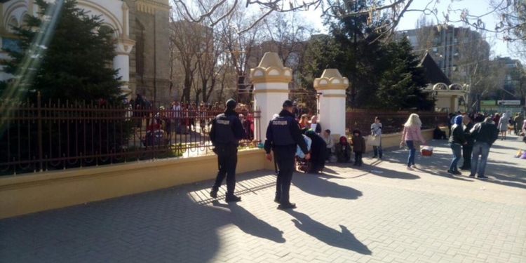 Народ празднует, а они на страже: правоохранители Николаевщины в усиленном режиме продолжают обеспечивать правопорядок во время Пасхи