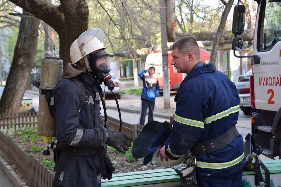 В Николаеве пожарные спасли 68-летнего мужчину 9