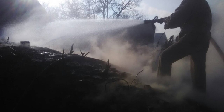 За прошедшие сутки спасатели Николаевщины трижды тушили пожары на территории частных домовладений