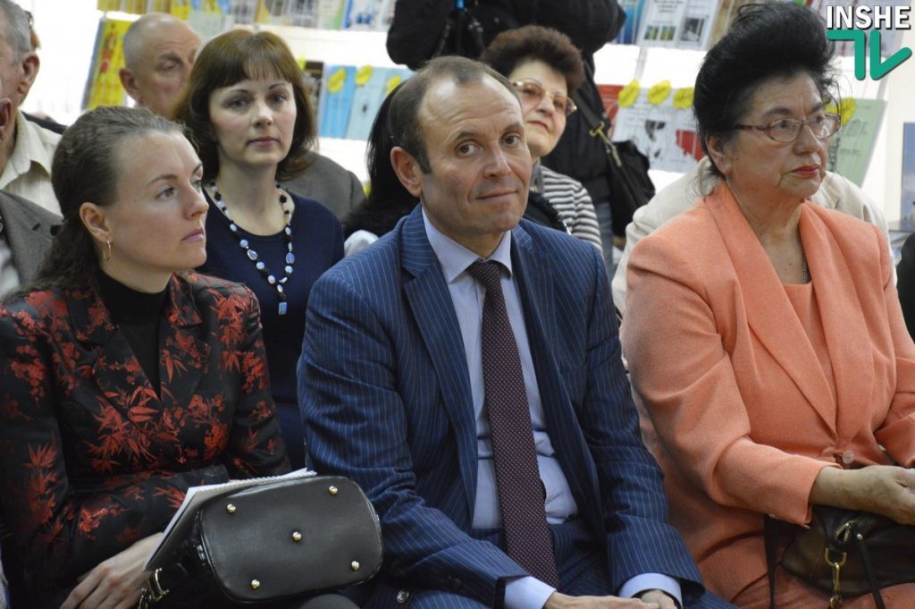 Авторы и книгоиздатели города открыли XVI выставку «Николаевская книга» 15