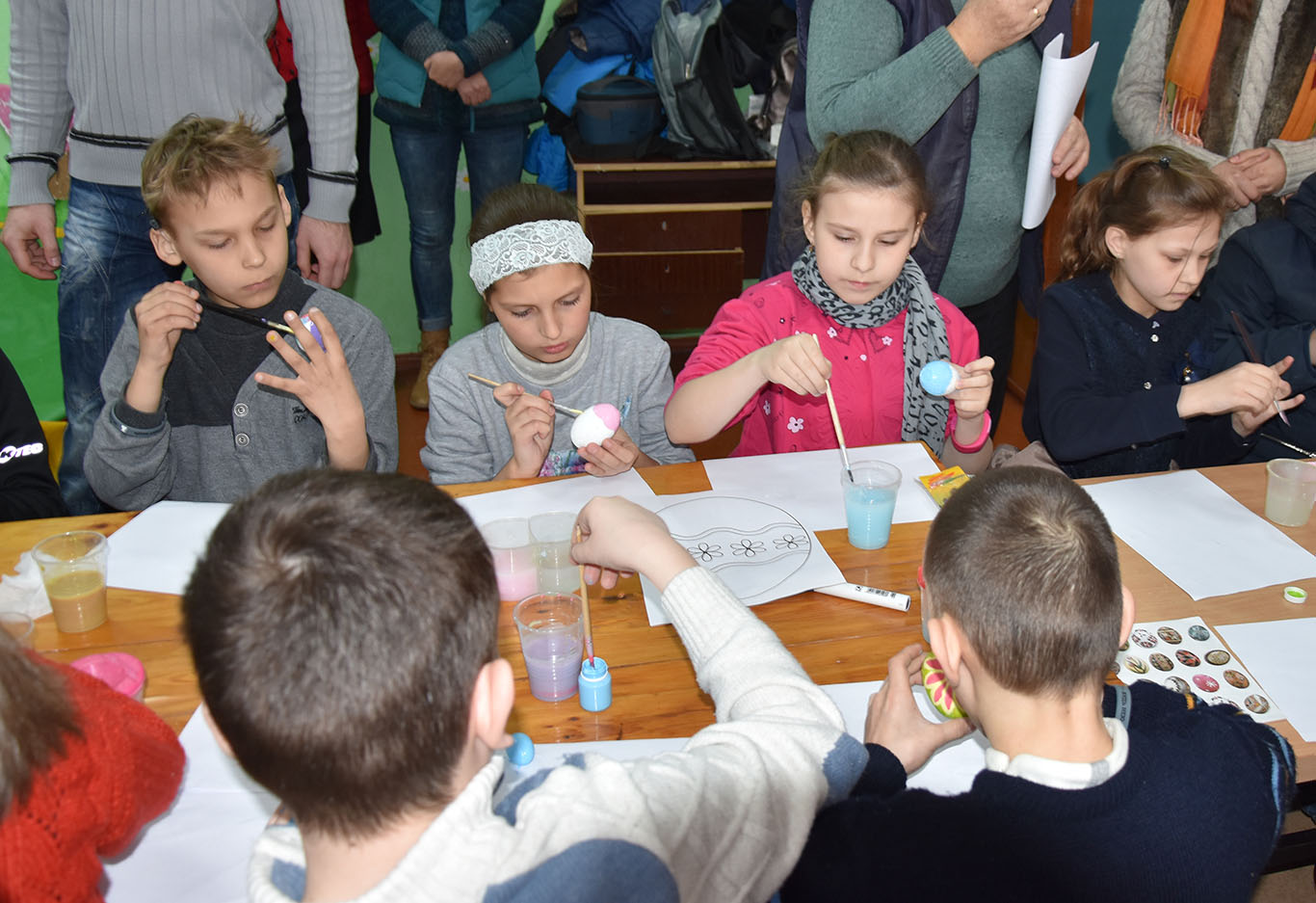 Писанки, крашенки, драпанки. Чем запомнились пасхальные праздники в школе-интернате для детей с дефектами слуха