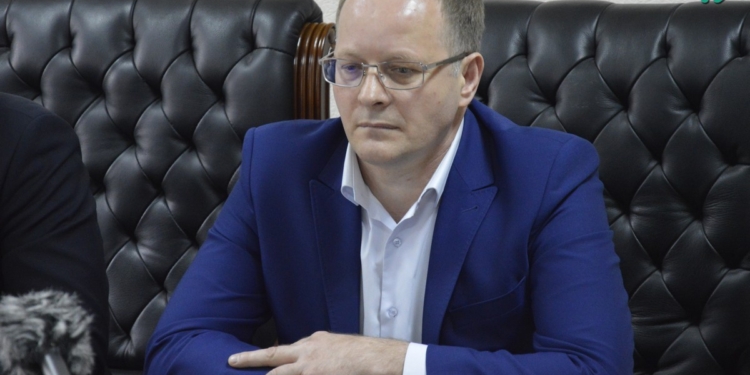 «Потому что его энергии хватит на три» – депутат областного совета Барна возглавил Николаевский аэропорт