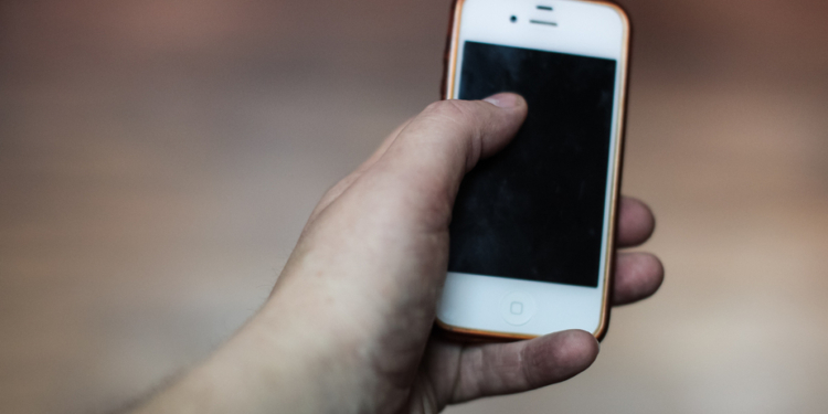 Впервые в истории в Китае, как и во всем мире, упали продажи смартфонов