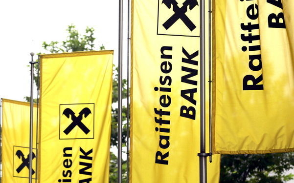 Raiffeisen Bank не будет работать с компаниями, попавшими под санкции