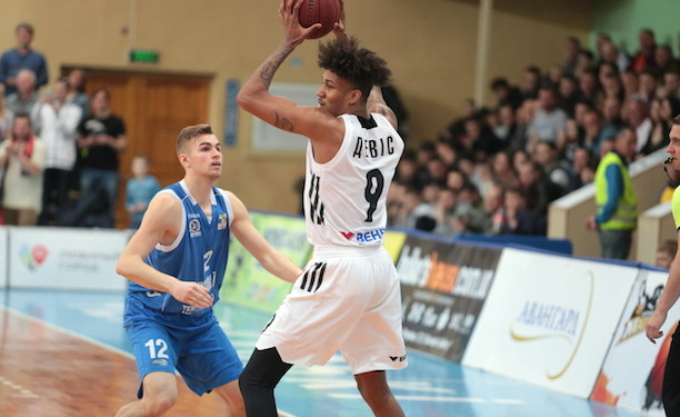 МБК «Николаев» второй раз проиграл «Черкасским Мавпам». Теперь все решит встреча в “Надежде”