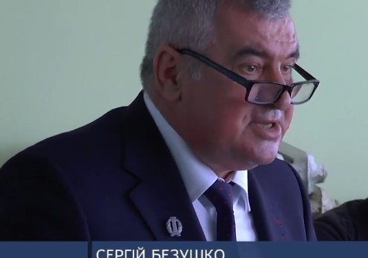 Нарушениями во время обыска у главы Кривоозерской РГА Мирошниченко теперь займется СБУ