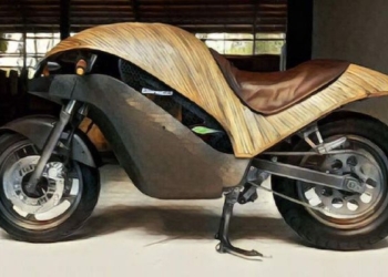 Это по-настоящему круто – мотоцикл из бамбука! Легкий и для города