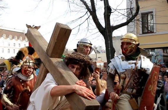 В Одессе сегодня воссоздали последний путь Христа