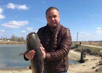А кому сейчас легко? Глава “Нашего края” на Николаевщине Юрий Кормышкин задекларировал всего 14,5 млн.грн. доходов, со стипендией в “аграрке” включительно