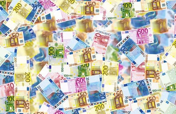 Итальянец получил в наследство три миллиарда, но не смог обменять деньги