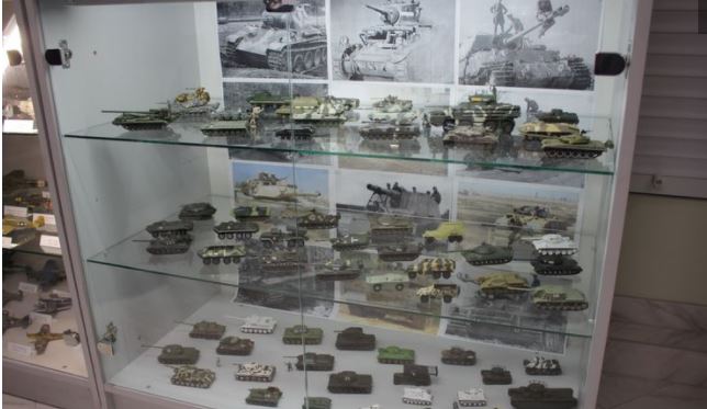Пять тысяч машинок и паровозиков: в Виннице открылся уникальный "Музей моделей транспорта" 3
