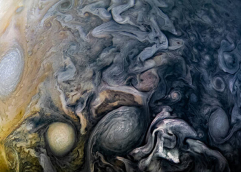 NASA опубликовало новый необычный снимок Юпитера