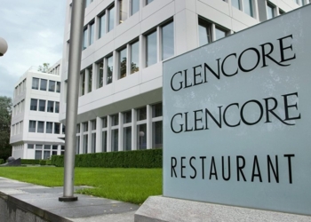 Glencore отказалась от конвертации доли в “РусАле” в En+  – Глазенберг вышел из совета директоров
