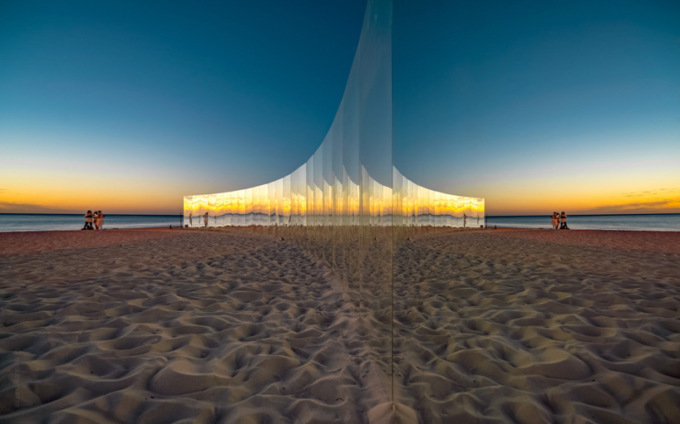 Архитекторы создали «необитаемый остров» на публичном пляже в Австралии 11