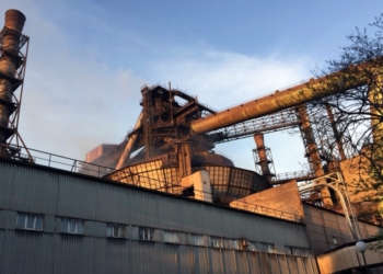 Авария на “ArcelorMittal Кривой Рог”: во время запуска печи вылилось 40 тонн расплавленного чугуна