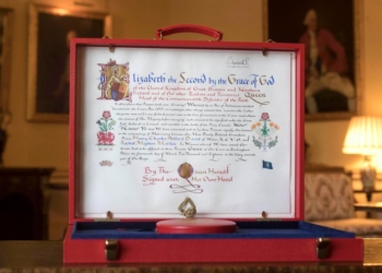 Чтоб не было потом «Мое слово царское…»? Королева Британии дала письменное согласие на брак принца Гарри и Меган Маркл