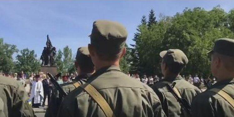 Молодые бойцы Нацгвардии присягнули на верность народу Украины на священном для каждого николаевца месте