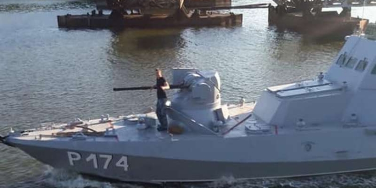 С территории Николаевского судостроительного завода ушел «Аккерман»