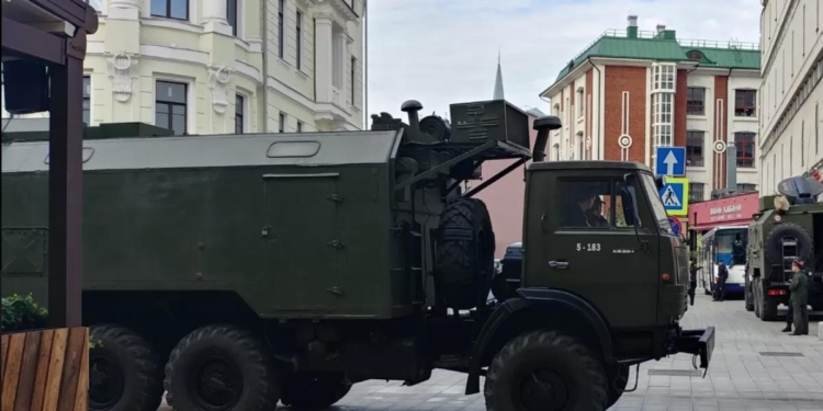 Задержали, поговорили и отпустили: в Москве ОМОН «упаковал» свыше 1600 участников акции «Он нам не царь»