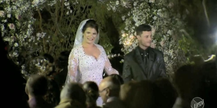 Может, это был знак? В Бразилии вертолет с невестой разбился, но церемонию бракосочетания решили не отменять