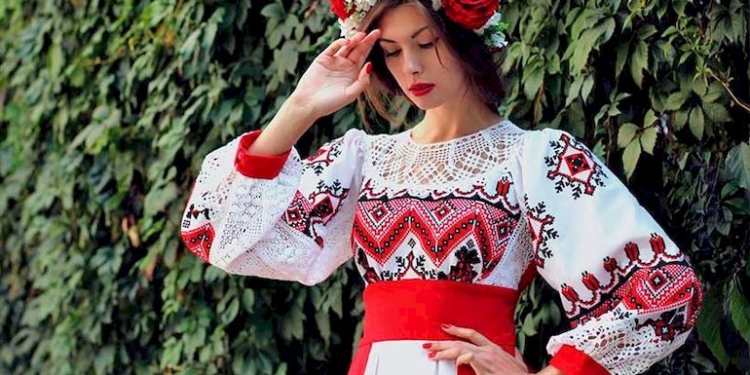 Сегодня украинцы празднуют День вышиванки