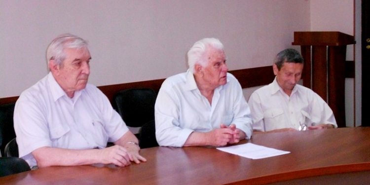 Пятеро почетных жителей Южноукраинска потребовали отставки городского головы