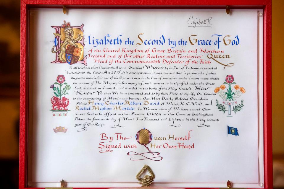 Чтоб не было потом «Мое слово царское…»? Королева Британии дала письменное согласие на брак принца Гарри и Меган Маркл 3