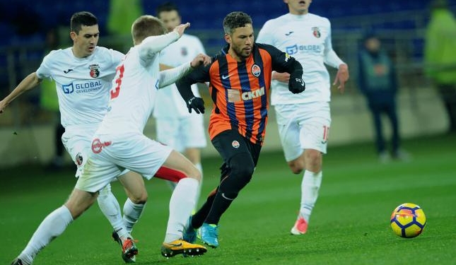 “Шахтер” обыграл “Верес” и стал чемпионом