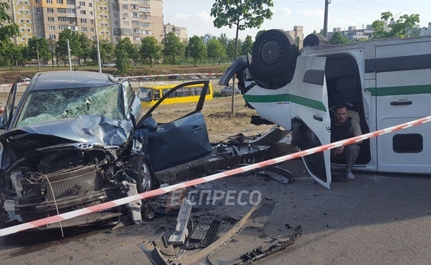 В Киеве инкассаторы пострадали в ДТП