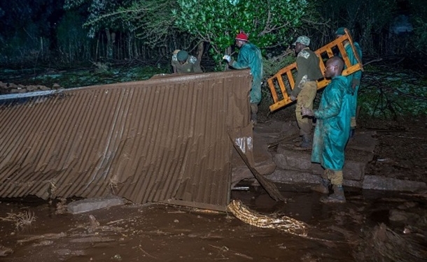 В Кении при прорыве плотины погибли почти 40 человек, сотни домов смыло