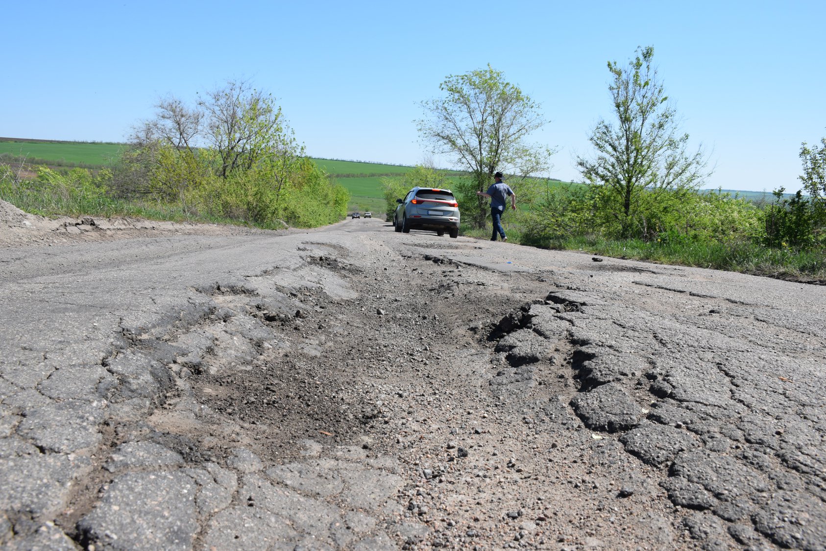 «Чувство, что на этой дороге снимали последних «Мстителей». Из-за «убитого» полотна путь к Актовскому каньону может оказаться заблокированным