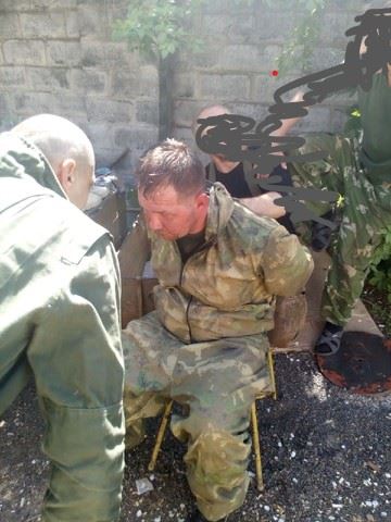 Военные на Донбассе взяли в плен сепаратиста 1