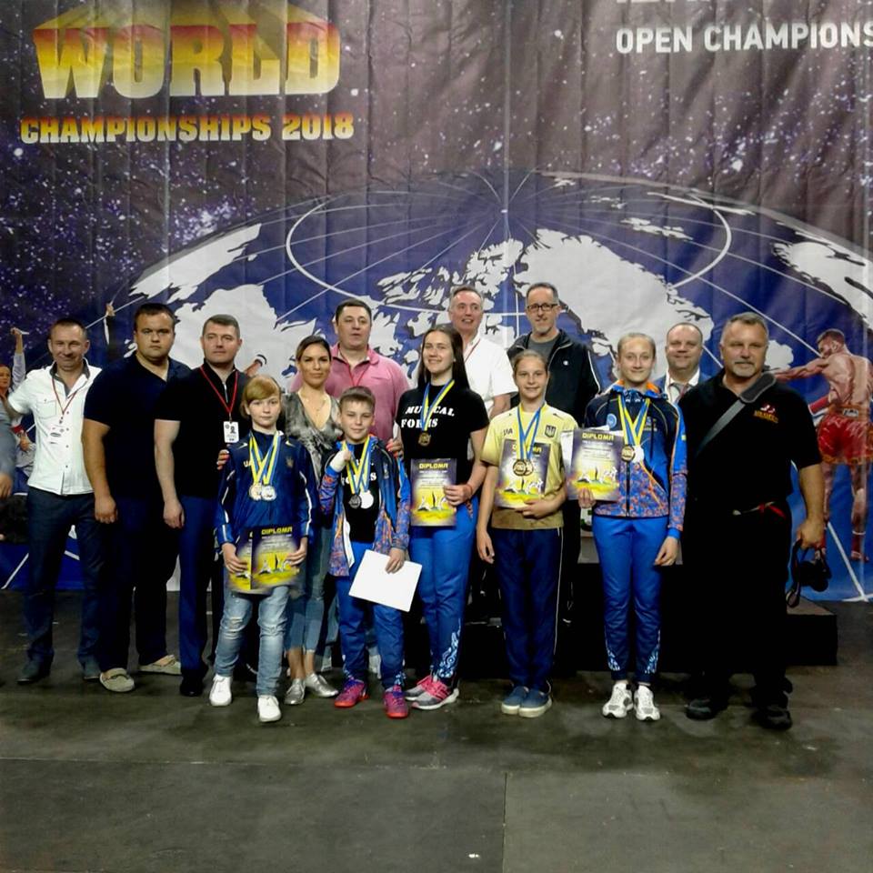 Николаевцы вернулись с семью медалями с открытого чемпионата Европы по кикбоксингу «ИСКА» 3