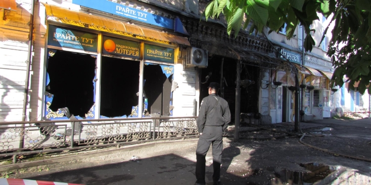 В Золотоноше подожгли “Национальную лотерею”. Один человек сгорел заживо, 2 обгорели, загорелась школа