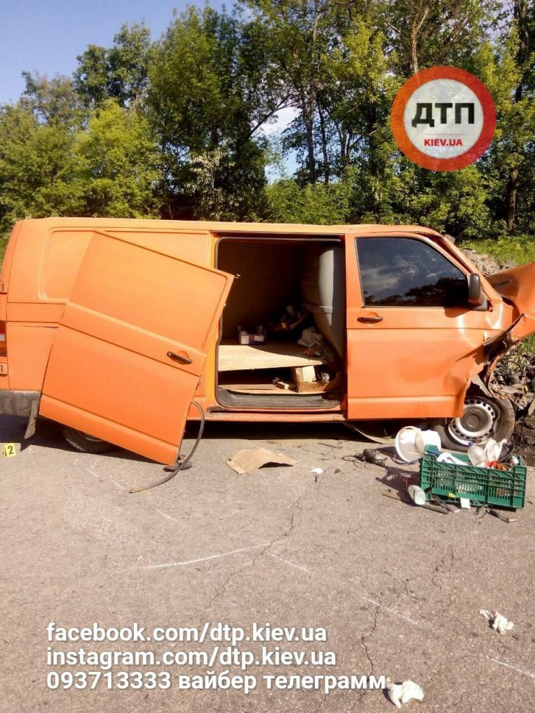 В Сумской области, убегая от полиции, в ДТП погибли парень и беременная девушка 10