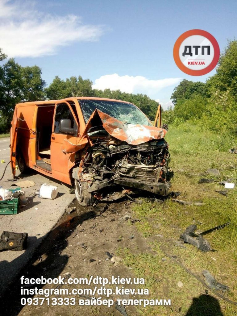 В Сумской области, убегая от полиции, в ДТП погибли парень и беременная девушка 6