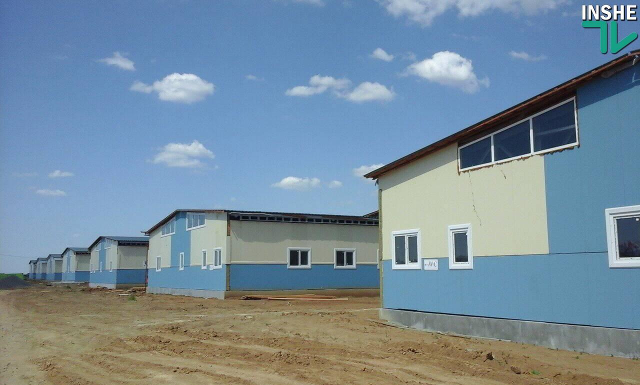 Порошенко прибыл на полигон Широкий лан: готовность нового военного городка – 50%