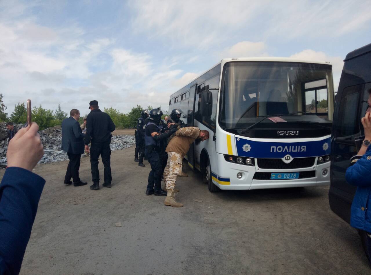 Не дождались приватизации. Рейдеры пытались захватить гранитный карьер