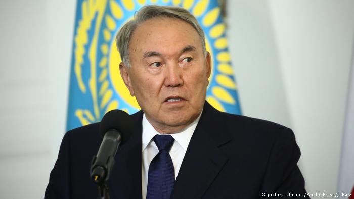 Парламент Казахстана закрепил право Назарбаева пожизненно возглавлять Совбез 1