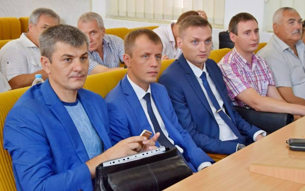 Бывший заместитель директора Николаевского аэропорта заявил, что это Савченко требовал взятку – СМИ 11