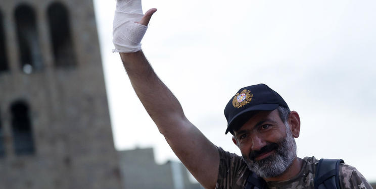 Парламент Армении отклонил кандидатуру Пашиняна на пост премьера