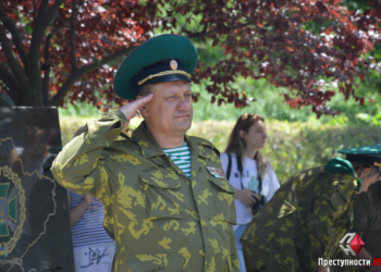 Пограничники Николаева, Херсона и Киева хотят попросить Порошенко оставить за 28 мая День ветеранов погранслужбы