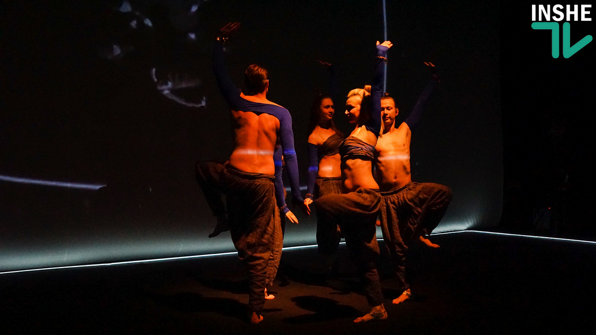 Театры из Херсона и Штутгарта представили николаевцам смелую антиутопию об украинском Шиве