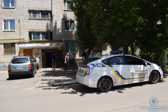 Полиция Николаева расследует гибель семьи пенсионеров: имеются признаки насильственной смерти 11